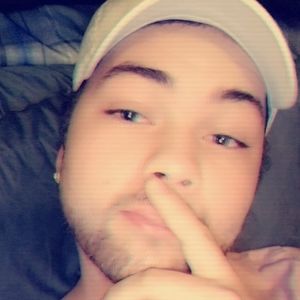 Meet your Posher, Ethan